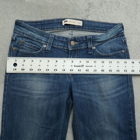 Levi's Jeans Women's Size 26 Blue Low-Rise Demi Curve Skinny Denim 30.5" Inseam - Picture 7 of 16